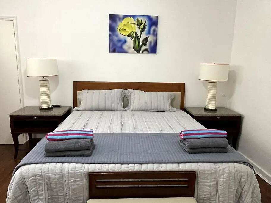 Grand Mahaai Villa Willemstad