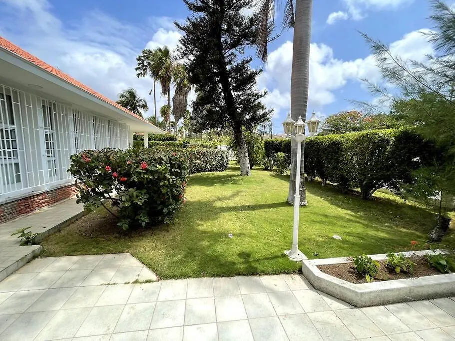 Grand Mahaai Villa Willemstad Curacao