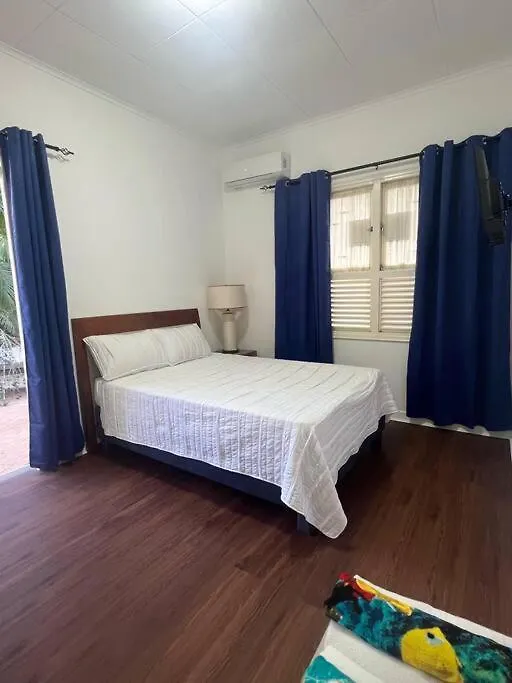 Grand Mahaai Villa Willemstad 0*,