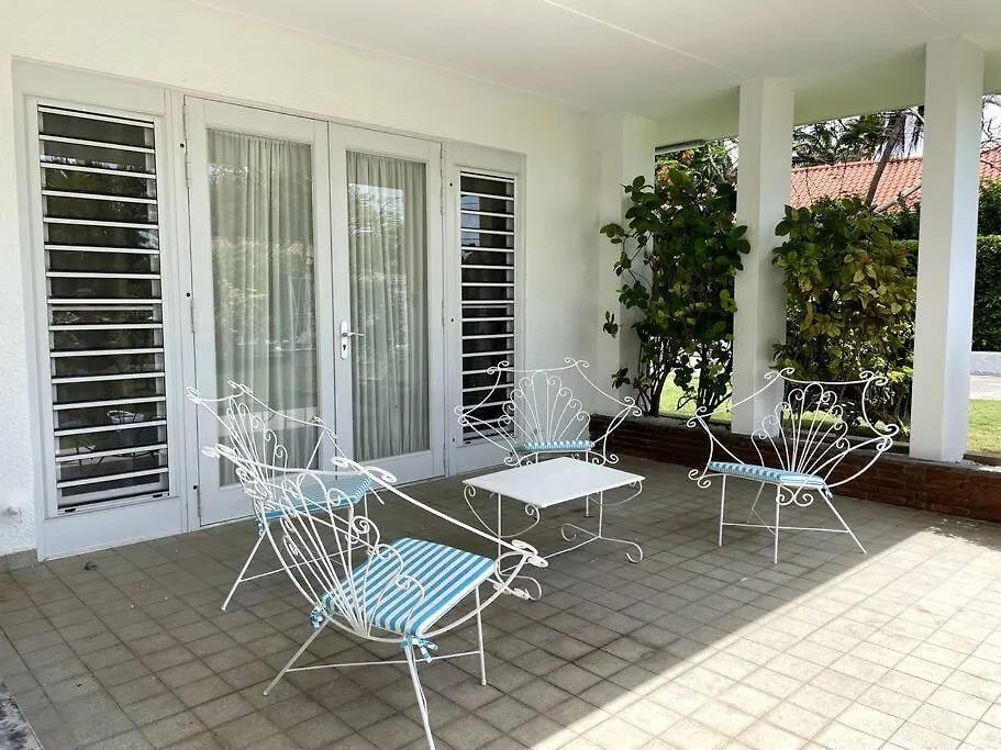 Grand Mahaai Villa Willemstad