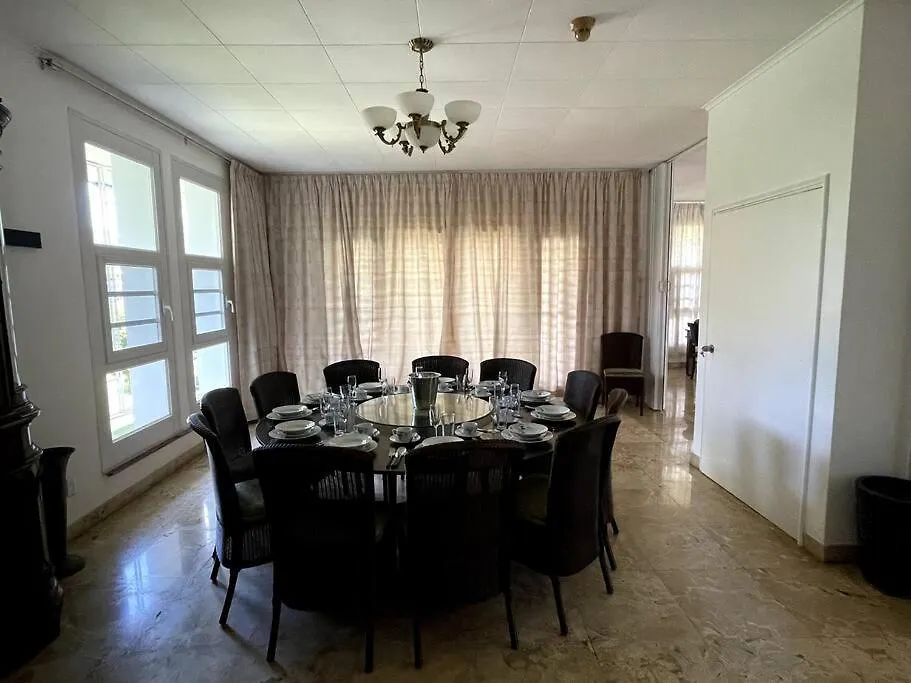 Grand Mahaai Villa Willemstad